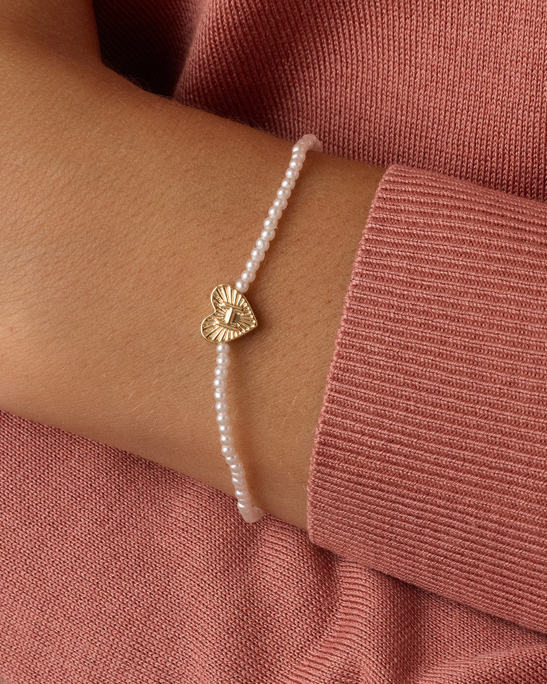 Pearl Vintage Heart Alphabet Bracelet