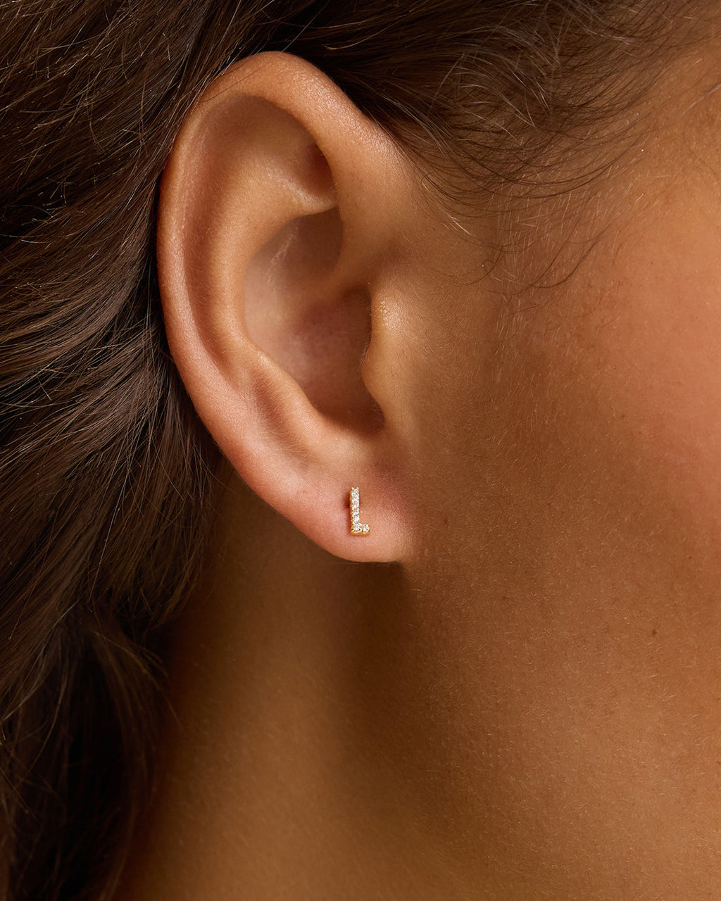 Wilder Shimmer Alphabet Single Stud