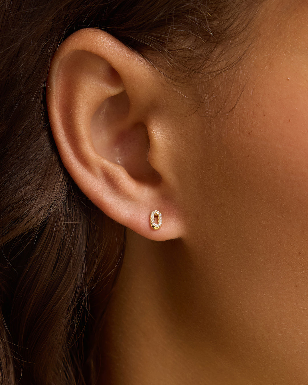 Wilder Shimmer Alphabet Single Stud