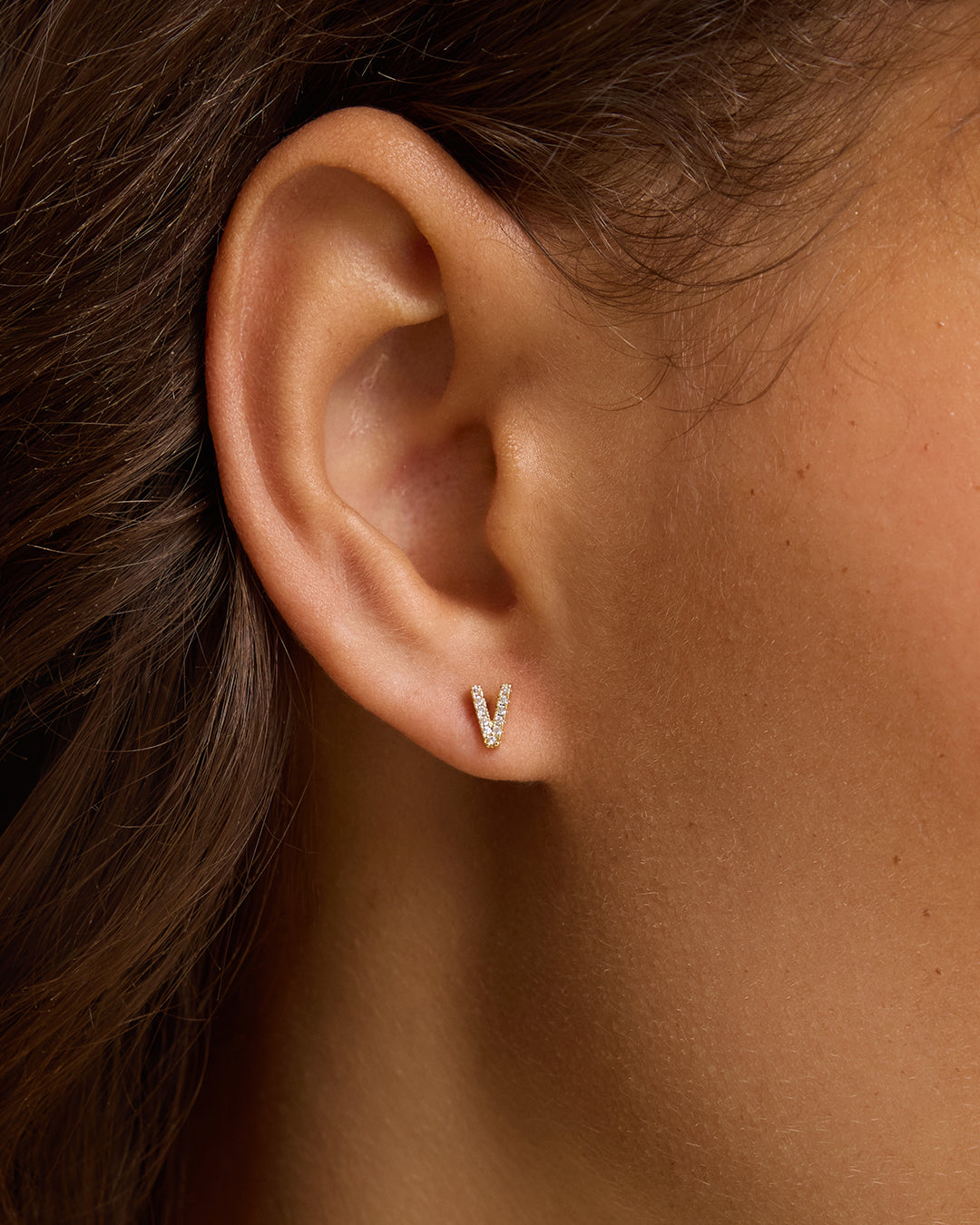 Wilder Shimmer Alphabet Single Stud