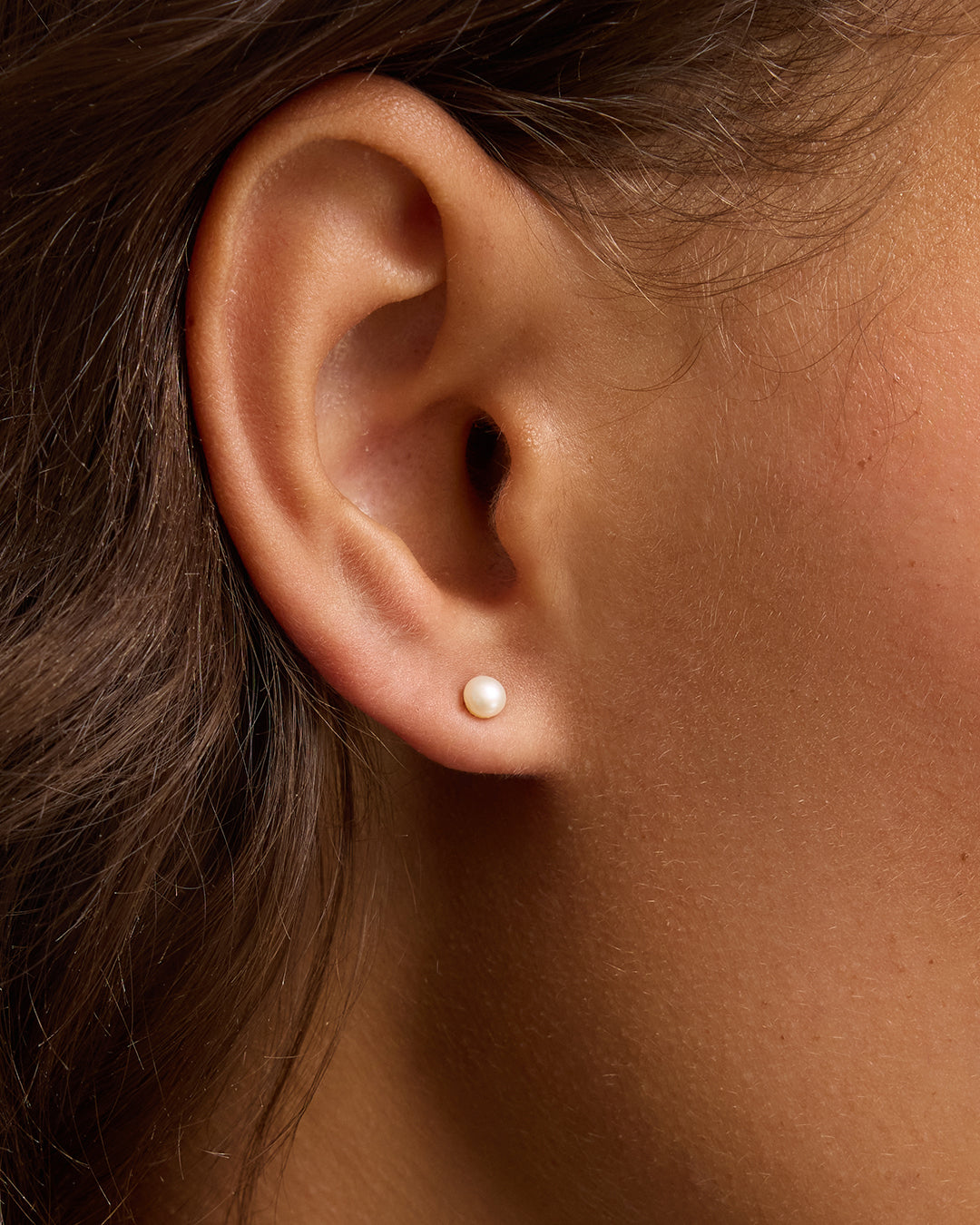 Pearl Single Stud